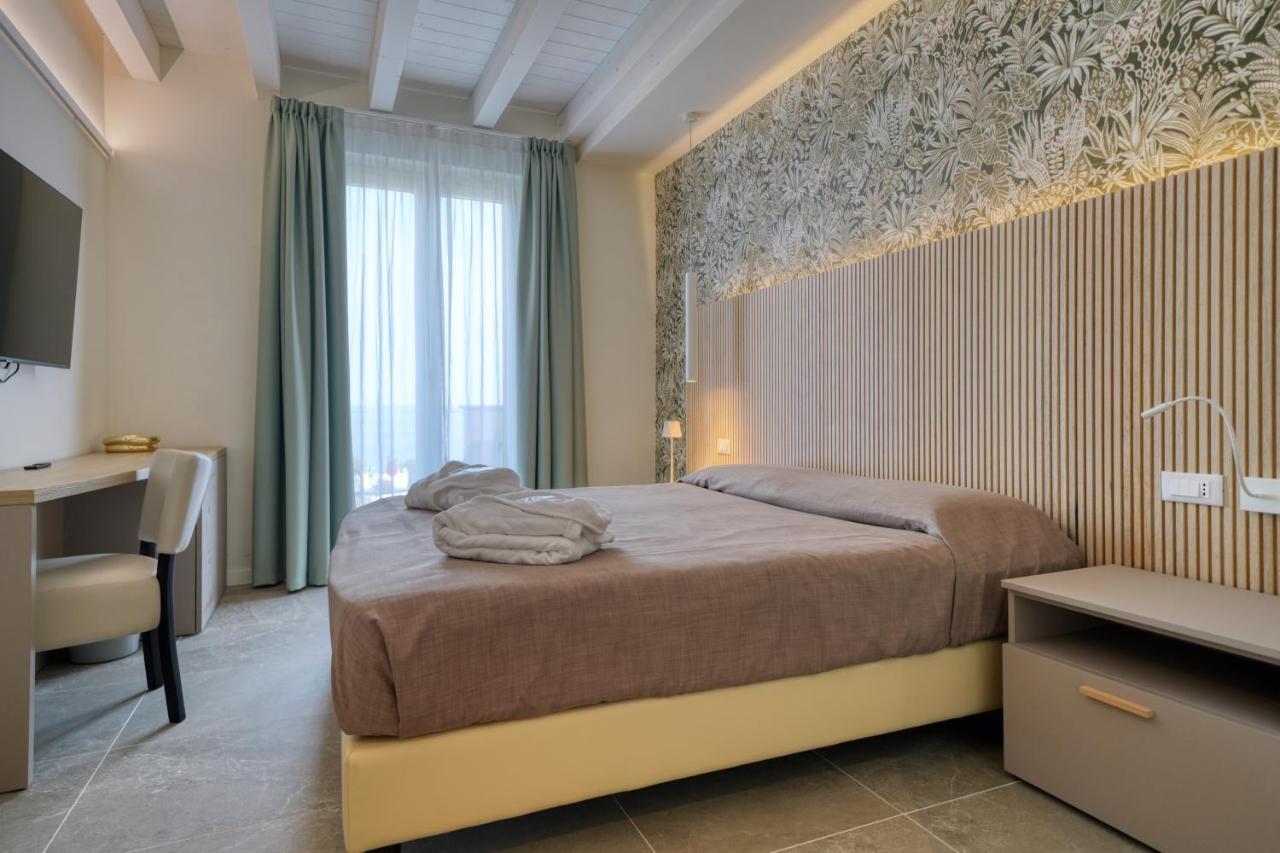 Hotel Palazzo Del Garda & Spa Desenzano del Garda Exterior foto